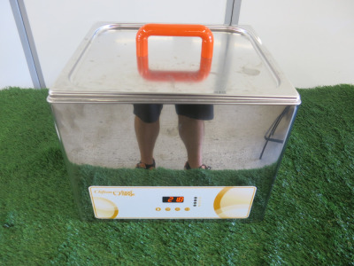 New Clifton Food Range Digital Sous Vide Water Bath, Type FL14D.