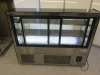 Diaminox Curved Glass Display Fridge with Black Finish & Stainless Steel Base, Model DX-1500CF2. Size H120 x W150 x D73cm. - 4