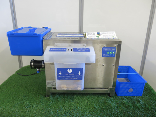 Greaseshield Grease Trap, Model GS1000, S/N 216254, DOM 03/2023. Comes with Stainless Steel Stand. NOTE: installed new and appears hardly used.