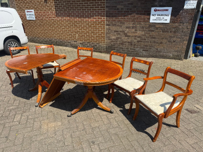 Vintage Wooden Extendable Dining Table & 6 x Chairs (Requires Restoration).