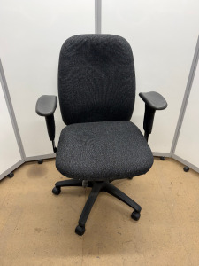 Heavy Duty Dark Grey Fabric Office Swivel Chair.