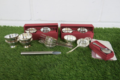 Lot of East India Company Tea Accessories to Include: 7 x Strainers, 7 x Small Pots, 4 x Decorative Spoons & 1 x Tube Tea Infuser.