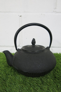 ChaCult Decorative Black Ceramic Tea Pot.