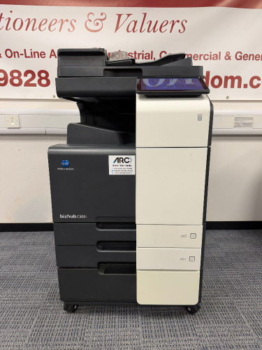 Konica Minolta Bizhub C300i Photocopier. Total Count 77,145.