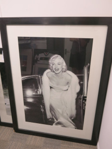 'Oversized' Marilyn Monroe Monochrome Print Exiting a Car, Mounted, Framed & Glazed, 150cm x 114cm.