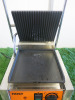 Buffalo 2200w Panini Contact Ribbed Plates Grill, Model DM903. - 9