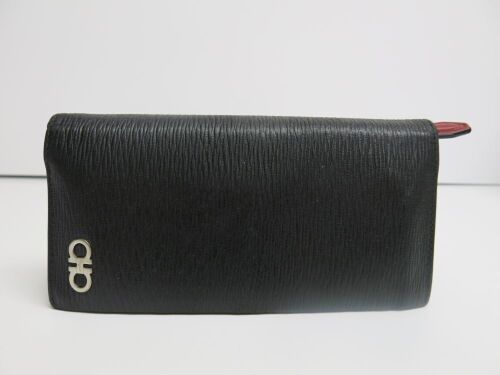 Salvatore Ferragamo Gancini Long Wallet in Black Leather with Red Interior, S/N I7-66AO69.