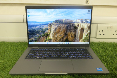 Dell Latitude 5421 14" Laptop, Running Windows 11 Pro, Intel Core i5-11500H @ 2.90GHz, 16GB RAM, 477GB Storage, with Power Supply.
