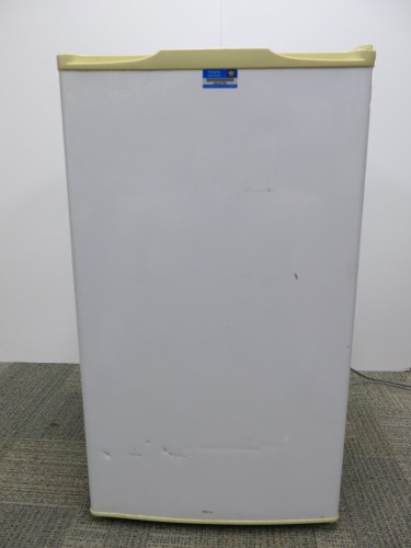 Argos Under-Counter Larder Fridge, Model AUCL4884W. Size H83 x W47 x D49cm.