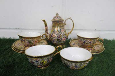 Lot of The East India Company Royal Bone China Banjarong 18ct Gold Hand Painted Crockery to Include: 1 x Small Coffee Pot, 4 x Cups & 6 x Saucers.