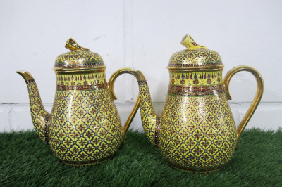 Lot of The East India Company Royal Bone China Benjarong 18ct Gold Hand Painted Crockery to Include: 2 x Medium Coffee Pots.