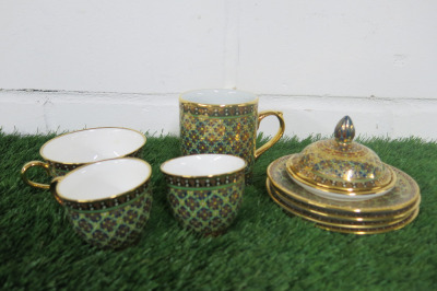 Lot of The East India Company Royal Bone China Benjarong 18ct Gold Hand Painted Crockery to Include: 1 x Large Cup, 1 x Tea Cup, 2 x Coffee Cups, 4 x Saucers & 1 x Lid.