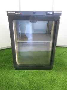 Gamko Single Door Display Back Bar Chiller, Model LG3/150LG, with 1 Shelf. Size H83 x W60 x D55cm.