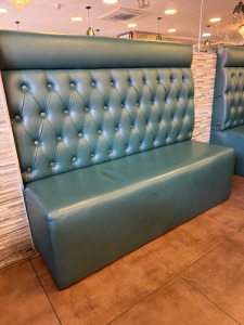 7 x Dark Green Faux Leather Button Back Banquet Seats. Size 120 x 160 x 57cm.