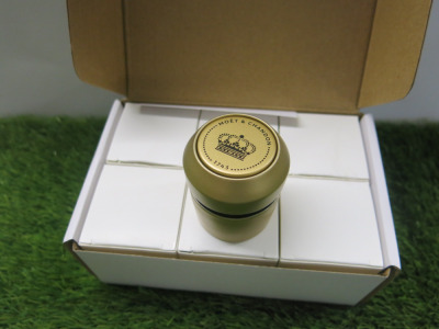 Box of 6 x Moet & Chandon Bottle Stoppers Instit C6