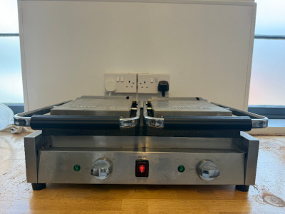 Buffalo Counter Top Double Contact Grill, Model DY998-02.