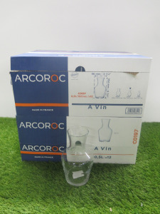 20 x Boxed Arcoroc Pouring Glass, 0.5L.