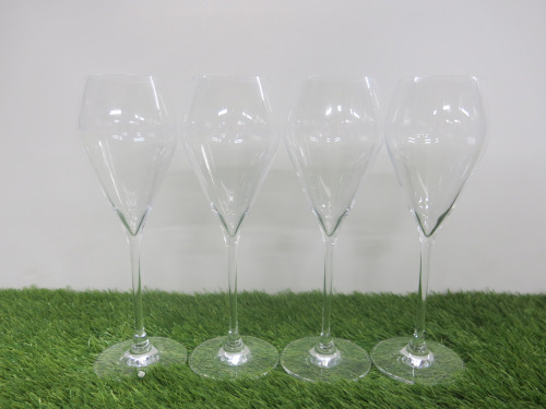 20 x Tear Drop Champagne Glasses.