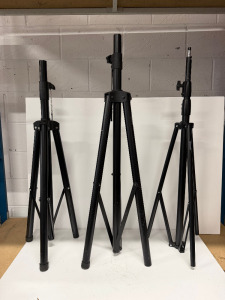 3 x Black Tripods to Include: 1 x ProSound, 1 x Neweer & 1 x Unbranded. Comes with 2 x Carry Bags.