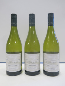 3 x Bottles of Lyme Bay Shoreline White Wine, 2022.