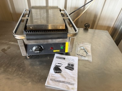 Buffalo Bistro Contact Grill, Model CD474-02. Comes with Instruction Manual.