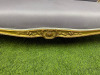 A French Louis XV Style Canap (2 Seater Settee) in Gold Leaf Wooden Frame with Mauve Upholstery. Size H97 x W157 x D70cm. - 3