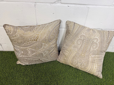 2 x Champagne Paisley Patterned Feather Filled Cushions. Size 50 x 50cm.