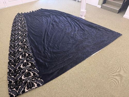 Pair of Quality Dark Blue Crushed Velvet, Thick Curtains. Size H350 x W130cm.