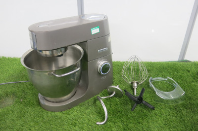 Kenwood 1700w Stand Mixer, Type KVL80, S/N 0534279. Comes with 3 Attachments.
