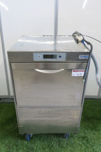 Classeq Commercial Glasswasher, Model G500DUOWS, S/N40075219, 3 Phase, DOM June 2021. NOTE: requires tray. Size H82 x W57 x D60cm.