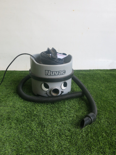 Numatic Nuvac Vacuum Cleaner, Model VNP 180-11. Comes with Hose.