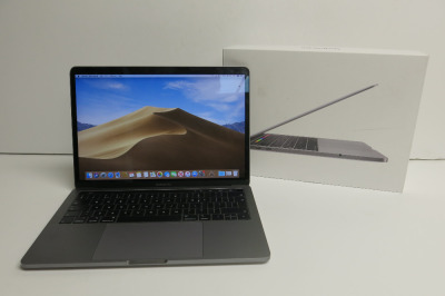Apple MacBook Pro, 2019, 2.8GHz Quad-Core Intel Core i7, 16GB Memory & 500GB Storage. Comes in Original Box.