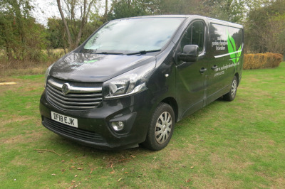 DF18 EJK: Vauxhall Vivaro 2900 Sportive CDTI Panel Van in Black. Diesel, Manual, 1598cc, Mileage 83,621. MOT Expires 29.06.2027. No V5 & 1 Key. NOTE: crack to windscreen & contents of rear not included.
