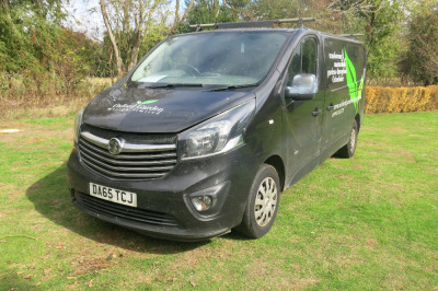 DA65 TCJ: Vauxhall Vivaro 2900 Sportive CDTI Panel Van in Black. Diesel, Manual, 1598cc, Mileage 140,032. MOT Expires 31.10.2026. No V5 & 1 Key.