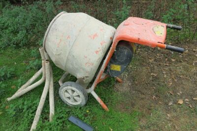 Altrad Belle Minimix Cement Mixer with Stand. Model M16B, 2022.