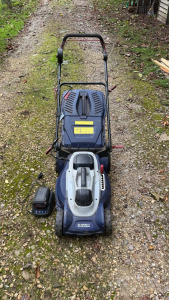 Spear & Jackson Cordless Lawnmower, Model SCR3640A, S/N S-000825, DOM 03/2024. Comes with Battery & Charger