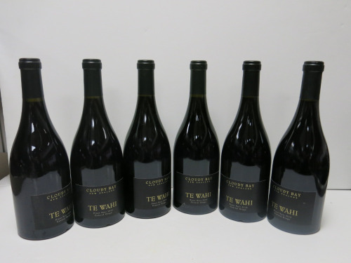 6 x Cloudy Bay Te Wahi Pinot Noir Red Wine, 2018, 750ml.