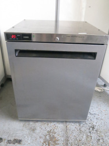 Williams Single Door Stainless Steel Undercounter Freezr, Model LA135-SA. Size H80 x W60 x D58cm. NOTE: missing 2 front feet.