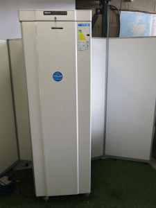 Gram Single Door Upright Refrigerator, Type K410LG S/N 10329972, Size H190 x W60 x D65cm.