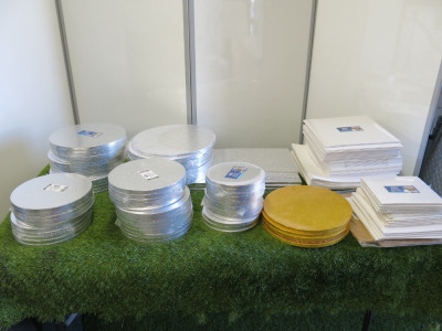 Large Quantity of Simply Making Cake/Baking Accessories to Include: 73 x Assorted Sized Cake Drums & 40 Approx Assorted Sized Cake Boxes.