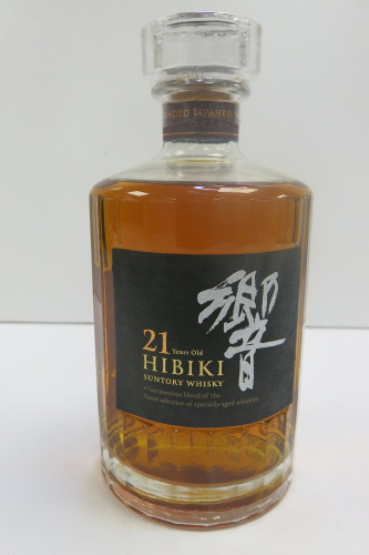 Hibiki Suntory Blended Japanese Whisky, 21 Years Old, 700ml.