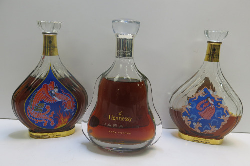 3 x Unsealed Bottles of Cognac to Include: Hennessy Paradis & 2 x Collection Erte Courvoisier Cognac.