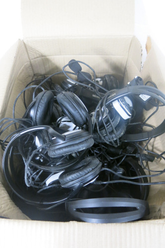 17 x Microsoft LifeChat LX-3000 Headsets (Condition as Viewed).