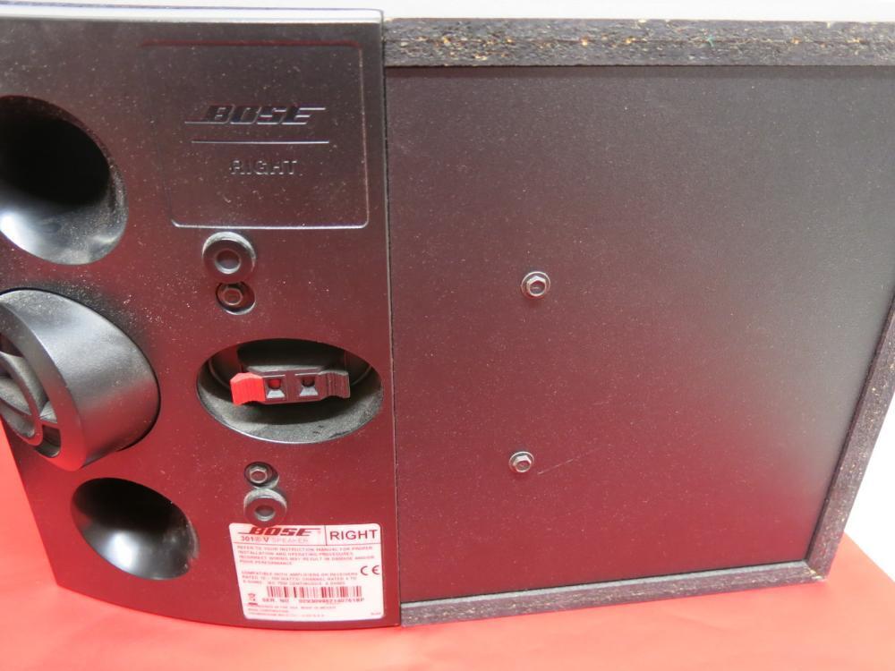 Pair of Bose 301 V Speakers, S/N 0293309982140761AP