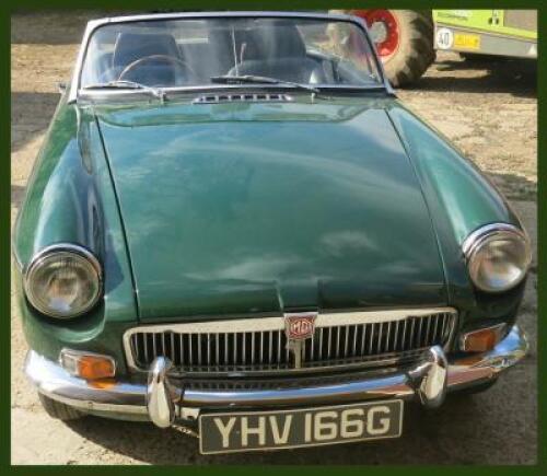 1969 MG B Roadster Convertible with Registration YHV 166G - PRIVATE LATE ENTRY