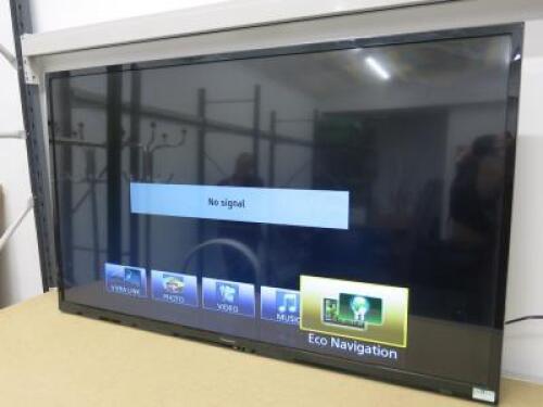 Panasonic 50" Viera LED TV, Model TX-L50B6B. Comes with Remote & Wall Bracket