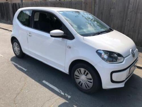 LC63 ZSO: Volkswagen Move Up, 3 Door Hatchback in White. Manual 5 Gears, Petrol, 999cc, Mileage 77365, MOT Expired Feb 2020. Comes with Key & Docs (Condition As Viewed/Pictured)