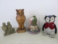 4 Decorative ornamental items of Owl Doorstop, Owl Wooden Figure Rabbit in Dome and Stone Tweedle Dum & Tweedle Dee Figure.