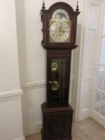 Fen Clock Dark Mahogany Tall Case Grand Father Clock. Size (H) 194cm x (W) 45cm x (D) 26cm