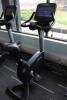 Life Fitness, Life Cycle Elevation Series 95C Discover SE Upright Exercise Bike, DVB-T2, WiFi, RFID